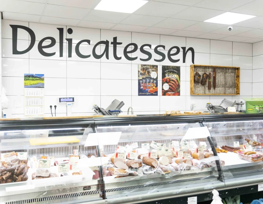Dino Market Polski sklep in Winkelcentrum Heusdenhout